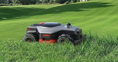 NexLawn Vidar 3000 AWD : le robot tondeuse qui pense avoir été engagé pour le Paris-Dakar